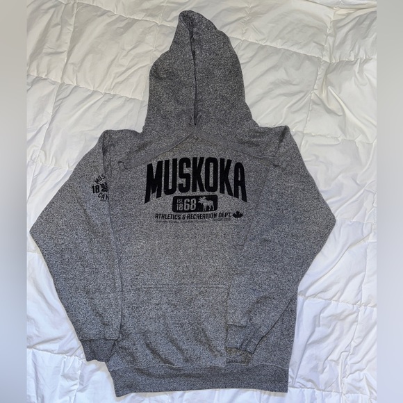 Muskoka Bear wear hoodie, size small. - Picture 1 of 1